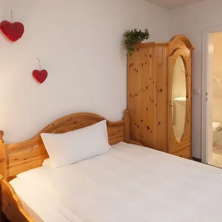 Pensionat Wappenstube 3*